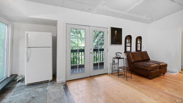 7456 Sir Francis Drake Blvd, Lagunitas, CA 94938