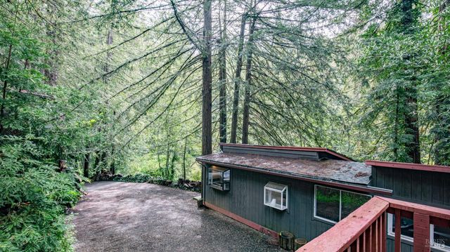 7456 Sir Francis Drake Blvd, Lagunitas, CA 94938