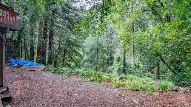 7456 Sir Francis Drake Blvd, Lagunitas, CA 94938