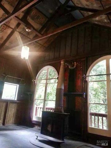 7456 Sir Francis Drake Blvd, Lagunitas, CA 94938