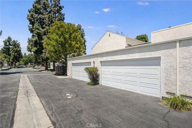65 Claret, Irvine, CA 92614