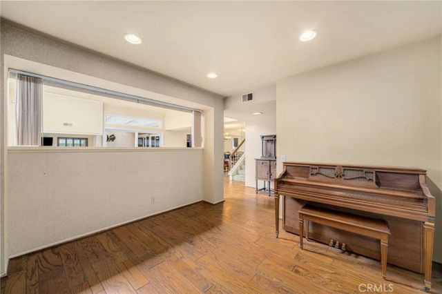 65 Claret, Irvine, CA 92614