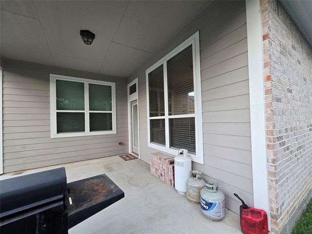 3205 Climbing Gardens Court, Conroe, TX 77301