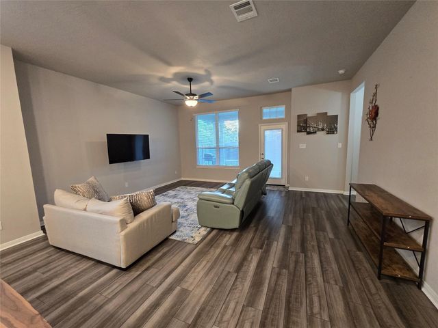 3205 Climbing Gardens Court, Conroe, TX 77301