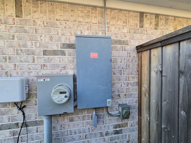 3205 Climbing Gardens Court, Conroe, TX 77301