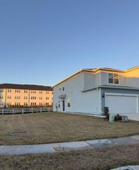 2803 STUNNING AVENUE, Davenport, FL 33896