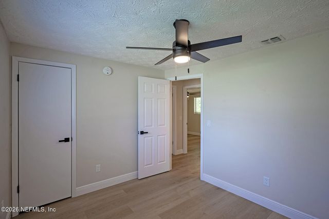 5147 BROKEN ARROW Drive N, Jacksonville, FL 32244