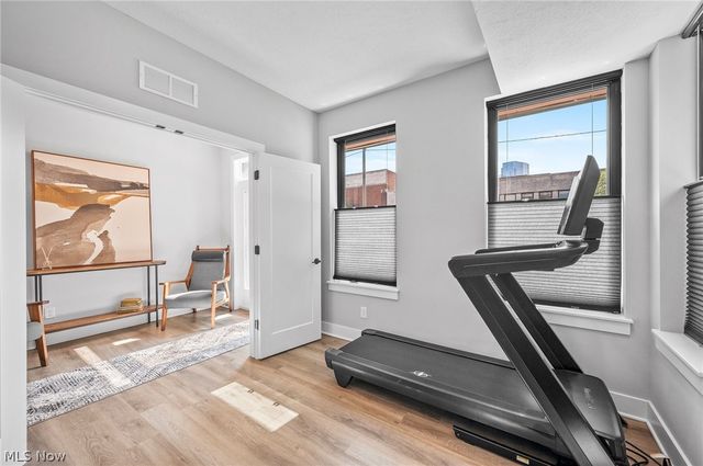 1403 E Superior Avenue, Cleveland, OH 44113