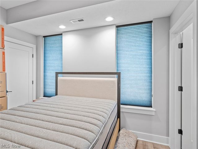 1403 E Superior Avenue, Cleveland, OH 44113