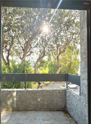 3988 Beethoven Street 7, Los Angeles, CA 90066