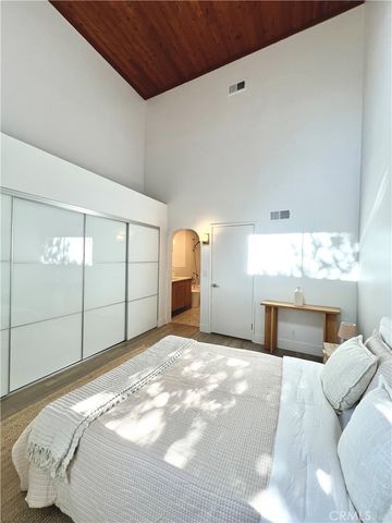 3988 Beethoven Street 7, Los Angeles, CA 90066
