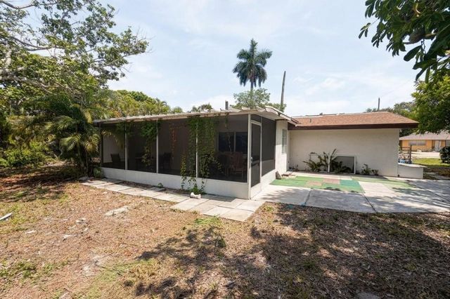 1515 MAPLE DRIVE, Fort Myers, FL 33907
