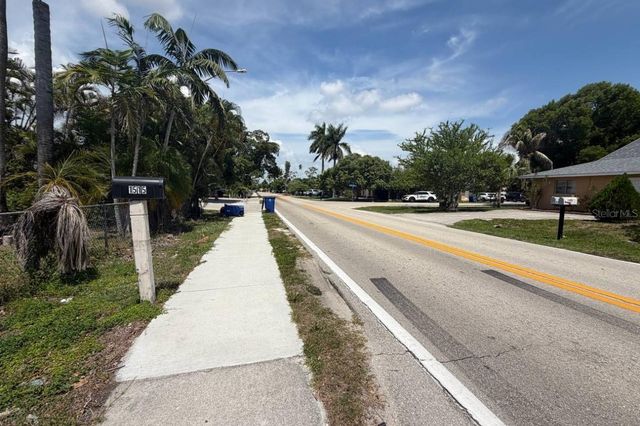 1515 MAPLE DRIVE, Fort Myers, FL 33907