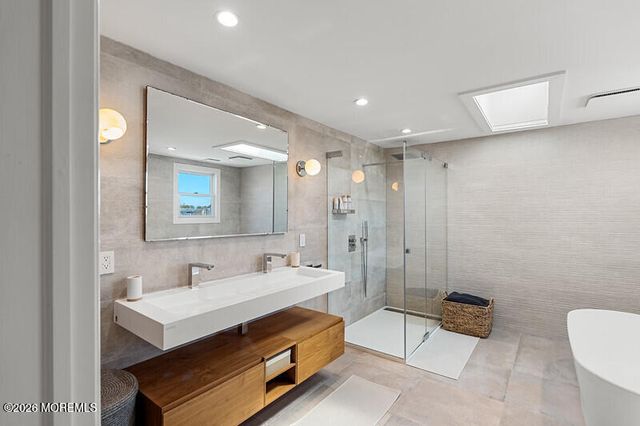 40 Riverdale Avenue, Monmouth Beach, NJ 07750