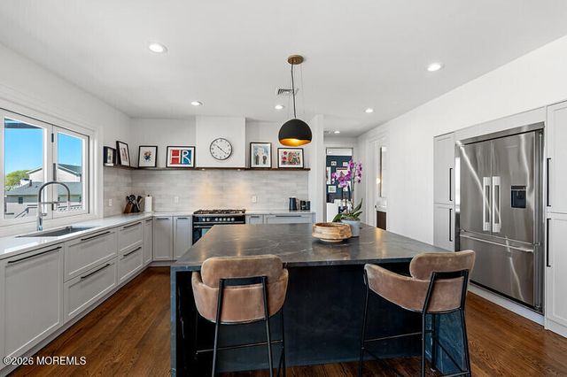 40 Riverdale Avenue, Monmouth Beach, NJ 07750
