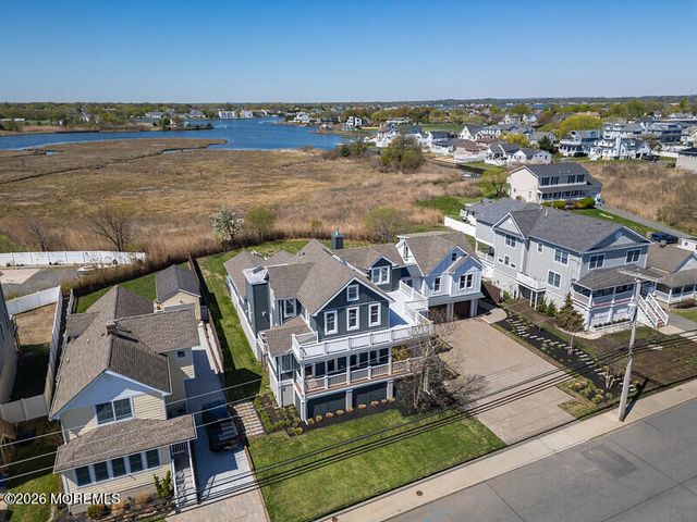 40 Riverdale Avenue, Monmouth Beach, NJ 07750