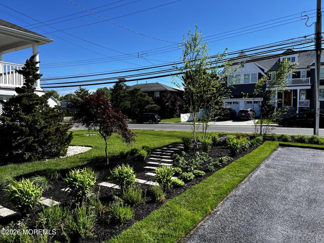 40 Riverdale Avenue, Monmouth Beach, NJ 07750