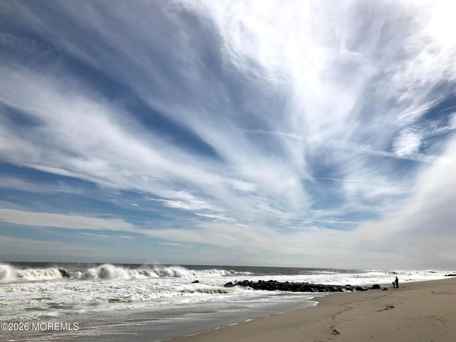 40 Riverdale Avenue, Monmouth Beach, NJ 07750