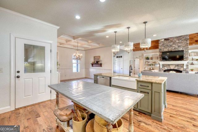 215 Harmony Lane, Hiawassee, GA 30546