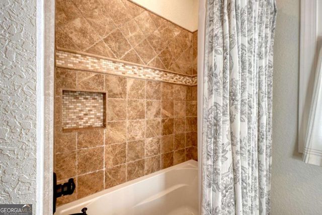 215 Harmony Lane, Hiawassee, GA 30546