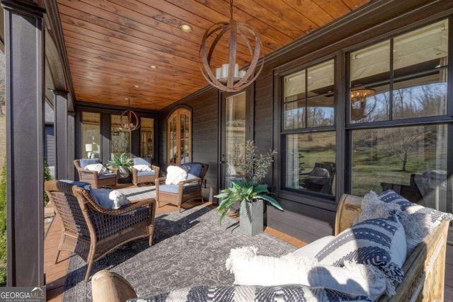 215 Harmony Lane, Hiawassee, GA 30546