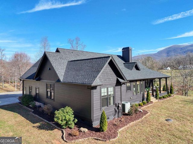 215 Harmony Lane, Hiawassee, GA 30546