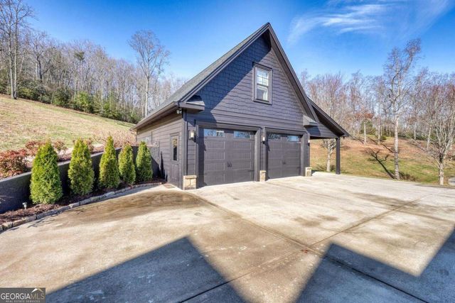 215 Harmony Lane, Hiawassee, GA 30546