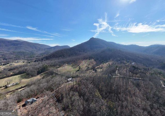 215 Harmony Lane, Hiawassee, GA 30546