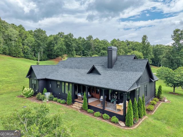 215 Harmony Lane, Hiawassee, GA 30546