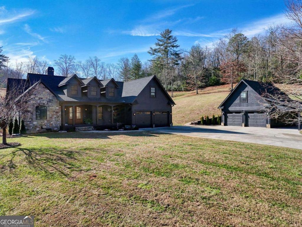 215 Harmony Lane, Hiawassee, GA 30546