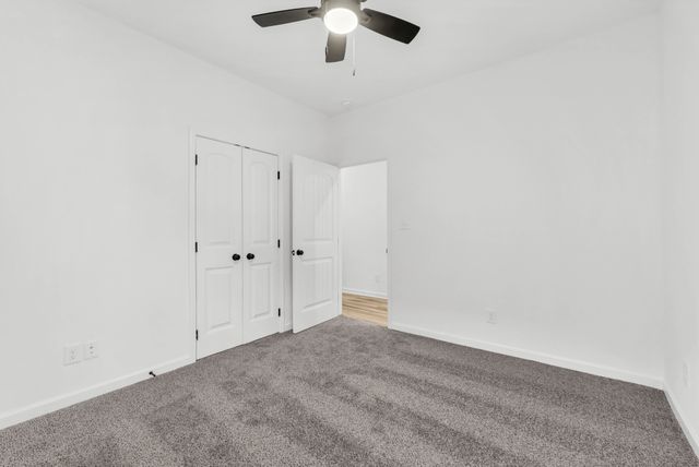 637 Woodrush Dr, Clarksville, TN 37040