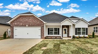 637 Woodrush Dr, Clarksville, TN 37040