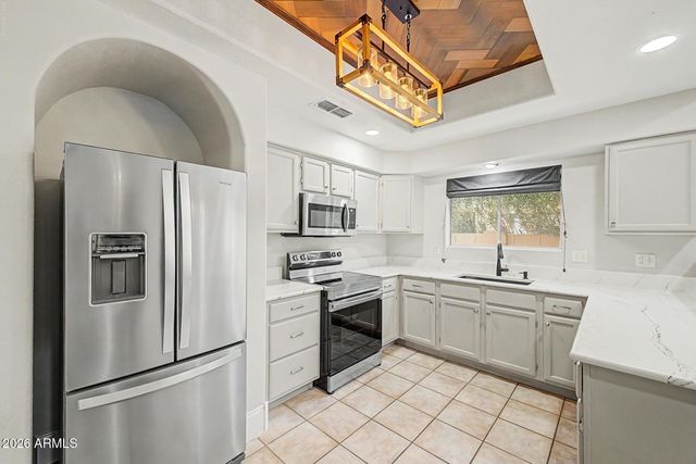 10228 N 12TH Place 1, Phoenix, AZ 85020