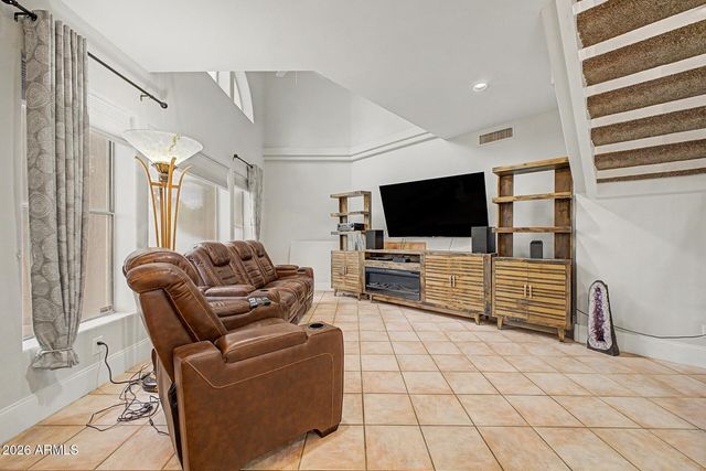 10228 N 12TH Place 1, Phoenix, AZ 85020