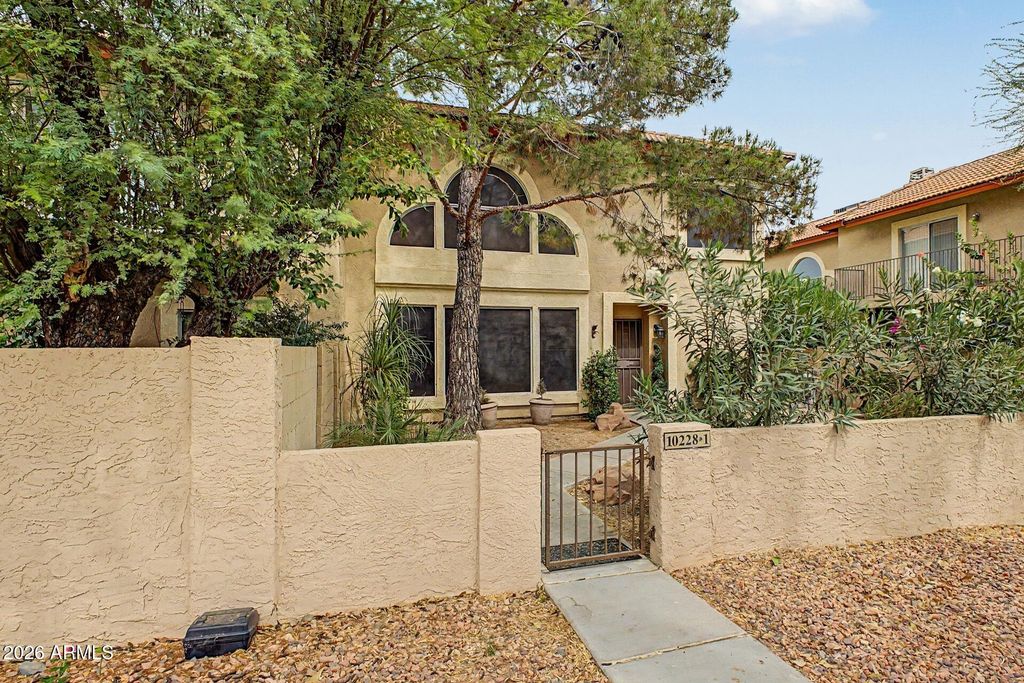 10228 N 12TH Place 1, Phoenix, AZ 85020 — photo 3