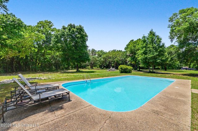 4187 Saussy Lane, Pass Christian, MS 39571