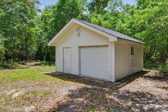 4187 Saussy Lane, Pass Christian, MS 39571