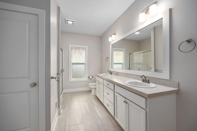 706 Braeside Drive SE, Byron Center, MI 49315