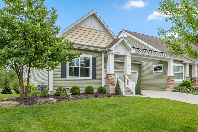 706 Braeside Drive SE, Byron Center, MI 49315