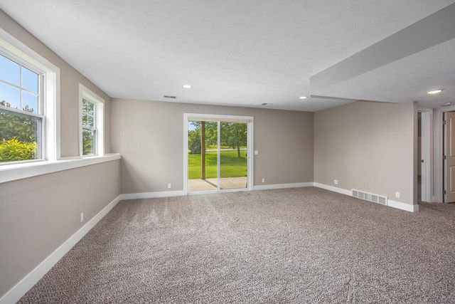 706 Braeside Drive SE, Byron Center, MI 49315