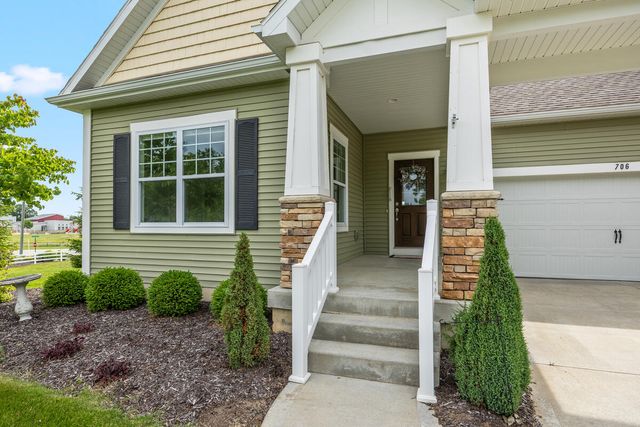 706 Braeside Drive SE, Byron Center, MI 49315