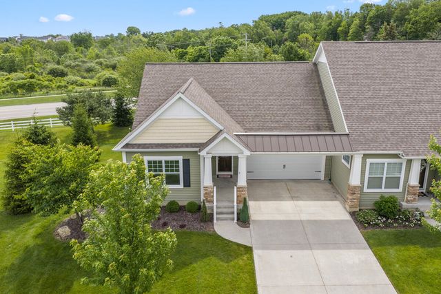 706 Braeside Drive SE, Byron Center, MI 49315