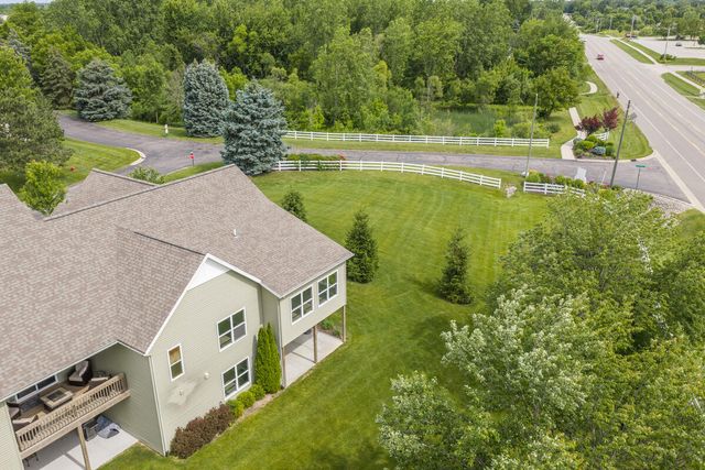 706 Braeside Drive SE, Byron Center, MI 49315