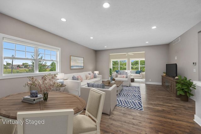 706 Braeside Drive SE, Byron Center, MI 49315