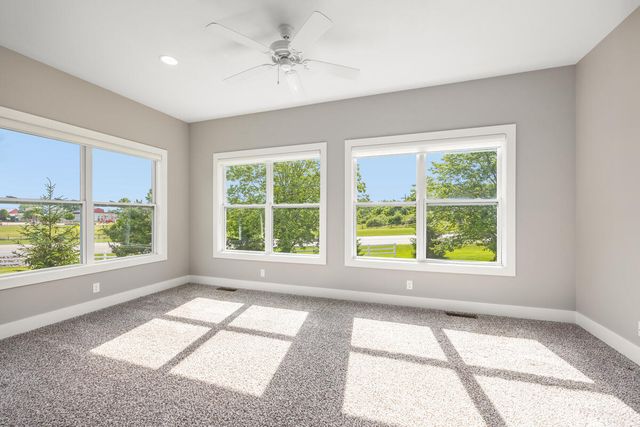 706 Braeside Drive SE, Byron Center, MI 49315
