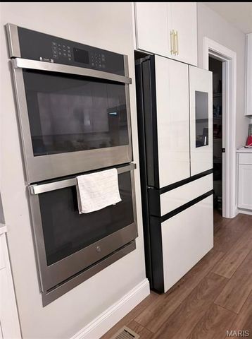 17498 Wyman Ridge Drive, Eureka, MO 63025