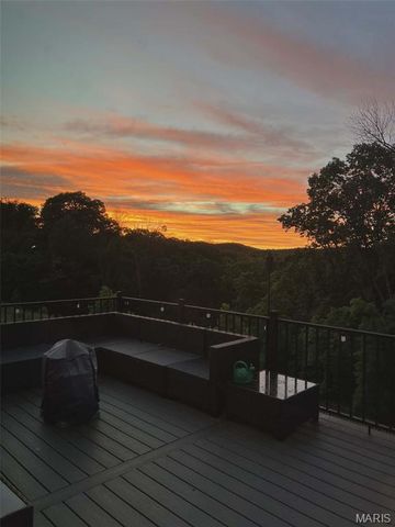 17498 Wyman Ridge Drive, Eureka, MO 63025