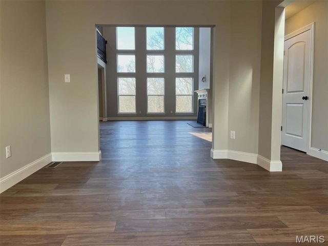 17498 Wyman Ridge Drive, Eureka, MO 63025