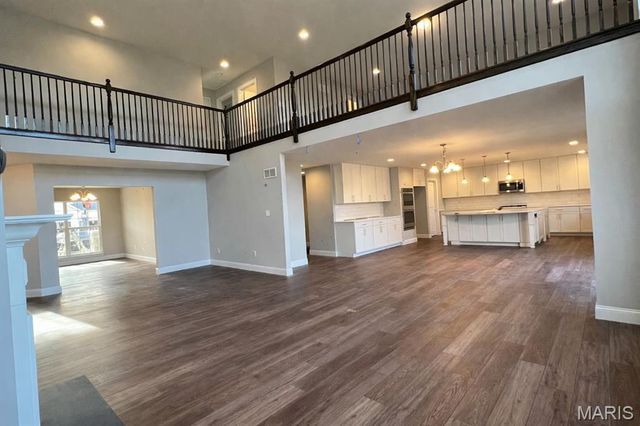 17498 Wyman Ridge Drive, Eureka, MO 63025