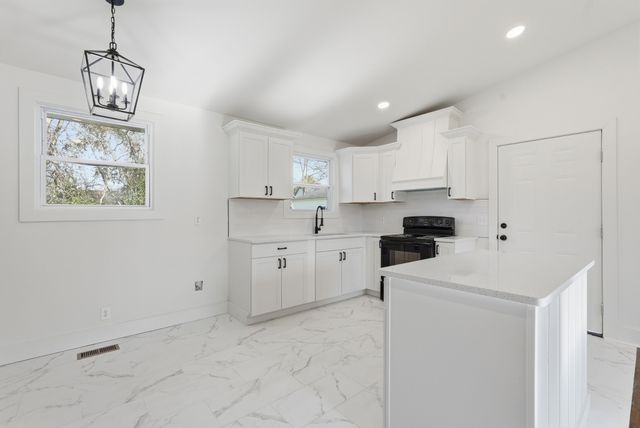 3217 Masonwood Dr, Nashville, TN 37207